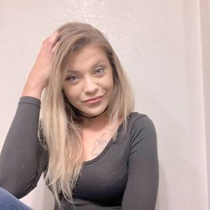 Meet your Posher, Acacia